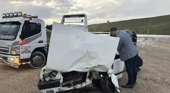 Çubuk'ta Trafik Kazası: 1 Ölü, 1 Yaralı