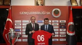 Ankara Valisi Vasip Şahin'den Gençlerbirliği'ne Tebrik Ziyareti