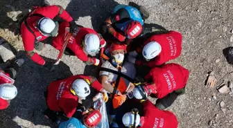 Antalya'da Deprem Tatbikatı Gerçekleştirildi