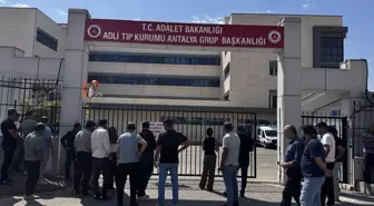 Antalya'da Boşanma Sonrası Cinayet: Eski Eş Eşarpla Boğuldu