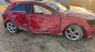 Antalya'da Otomobil Devrildi: 1 Ölü, 1 Yaralı