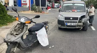 Antalya'da Trafik Kazası: Motosiklet Sürücüsü Yaralandı