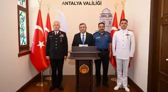 Antalya'da Son Bir Haftada 37 Orman Yangını: 52 Hektar Alan Zarar Gördü