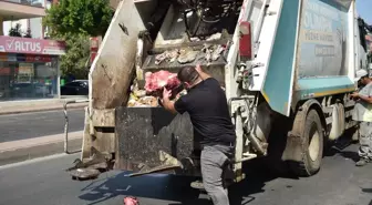 Antalya'da Gıda Denetimi: Son Kullanma Tarihi Geçmiş Et Ürünleri Ele Geçirildi