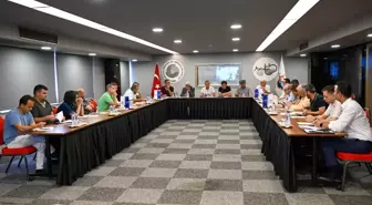 Zeytin Hasadı Öncesi Üretim Maliyetleri ve Rekolte Değerlendirildi