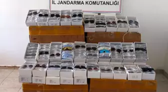 Antalya'da 15 Bin Kaçak Güneş Gözlüğü Ele Geçirildi