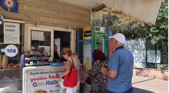 Antalya'da Halk Ekmek Büfelerinde 25 Tür Unlu Mamül Satışı Başladı
