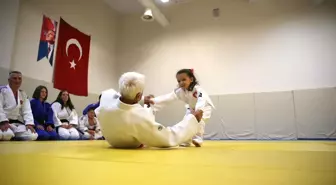 Ahmet Kambur: Aile İçi Judo Sevgisinin Yayılmasına Öncülük Eden İsim