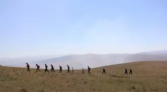 Zafer Bayramı İçin Ramazan Tabyası'na Yürüyüş Düzenlendi