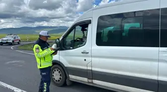 Ardahan'da Kurban Bayramı Trafik Denetimleri Sürüyor