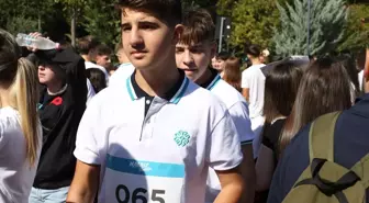 Arnavutluk'ta Türkiye Maarif Vakfı'nın 'Okula Dönüş' Maratonu Düzenlendi