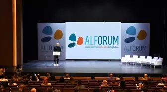 Tiran'da Avrupa-Akdeniz Diyaloğu Üzerine Forum Devam Ediyor