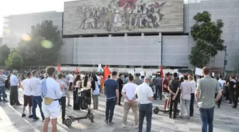 Tiran'da Filistin'e Destek Gösterisi Düzenlendi