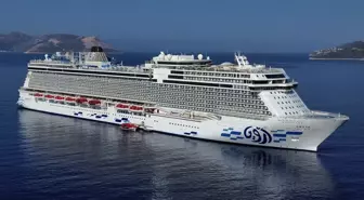 Antalya'nın Kaş İlçesine Malta Bayraklı 'Aroya' Kruvaziyeri Geldi
