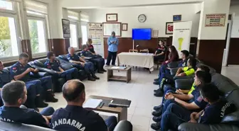 Artova'da Jandarma Personeline Teknoloji Bağımlılığı Eğitimi Verildi