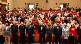 Artvin'de '15 Temmuz Demokrasi ve Milli Birlik Günü' konferansı düzenlendi