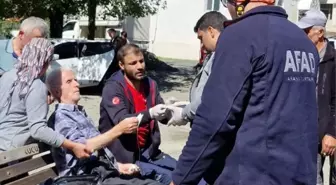 Artvin'de ulaşım sağlanamayan köydeki hasta helikopterle Rize'ye gönderildi