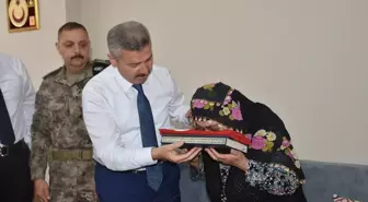 Artvin Valisi Ergün'den 15 Temmuz şehitlerinin ailelerine ziyaret