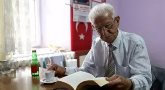 Huzurevinde Mini Konserler Düzenleyen Cemal Şener'in Sanat Yolculuğu
