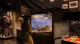 Atatürk'ün Üniforması ve Kılıcı GastroAntep'te Sergileniyor