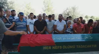 Aydın'da Vurulmuş Halde Bulunan Üniversite Öğrencisi Teslime Hanedan Toprağa Verildi