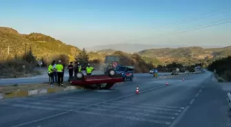 Söke'de Takla Atan Otomobilde 2 Yaralı