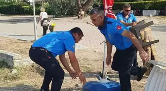 Küçükkuyu'da Zabıta Ekiplerinden Kumsal Denetimi