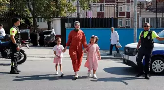 Bağcılar Belediyesi, Uyum Haftası'nda Öğrenciler İçin Nöbet Tutuyor