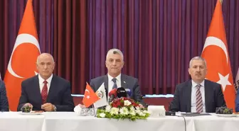 Bakan Bolat, İstanbul Gıda Toplantıcılar Çarşısı üyeleriyle buluştu Açıklaması