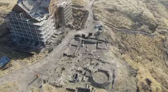 Ani Ören Yeri'nde Yeni Selçuklu Kümbeti Bulundu