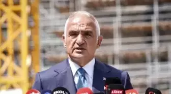 Bakan Ersoy, Ayasofya'daki restorasyon ve güçlendirme çalışmalarını yerinde inceledi