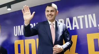 Bakan Kurum, AK Parti Güngören İlçe Başkanlığını ziyaret etti