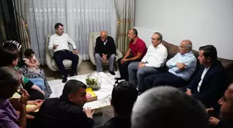 Bakan Kurum, Malatya'da Depremzede Aileyi Ziyaret Etti