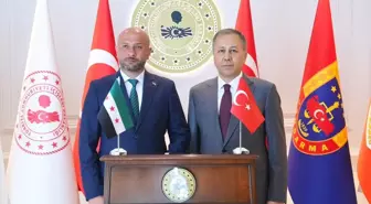 İçişleri Bakanı Ali Yerlikaya, Suriye'li Bakan Raid Salih'i Kabul Etti