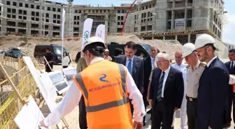 Bakanlar Ay Yıldız Yerleşkesinde İncelemelerde Bulundu