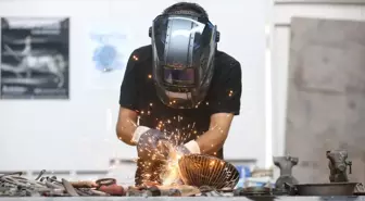 Mücahit Diyar Arız'dan Hurda Metallere Hayat Veren Deniz Canlıları