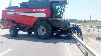 Biçerdöverle Çarpışan Otomobilde İki Yaralı