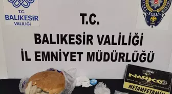 Balıkesir'de Ekmeğin İçine Gizlenmiş Uyuşturucu Ele Geçirildi