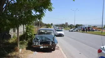 Banaz'da Trafik Kazası: İki Yaralı