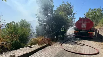 Bartın'da Ağaçlık Alanda Çıkan Yangın Kontrol Altına Alındı