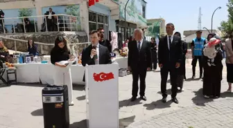 Başkalede Hayat Boyu Öğrenme Haftası Sergisi Açıldı