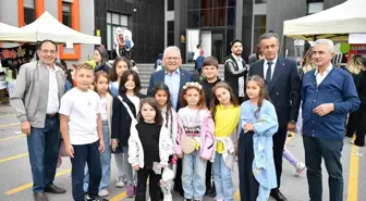 Kayseri Büyükşehir Belediye Başkanı Büyükkılıç, Bahar Şenliği'nde Öğrencilerle Buluştu