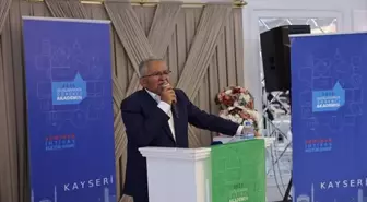 Kayseri'de Uluslararası Öğrenciler İçin Bayramlaşma ve Mezuniyet Töreni Düzenlendi