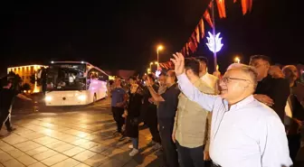 Başkan Büyükkılıç, TÜGVA'nın düzenlediği 'Yaz Okulları Şenliği'ne katılacak Kayseri heyetini uğurladı