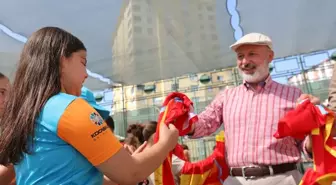 Çocuklar Yaz Okullarında Eğlenceli Zaman Geçiriyor