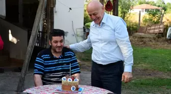 Epilepsi Hastası Mehmet Mutlu'nun 52. Yaş Günü Kutlandı