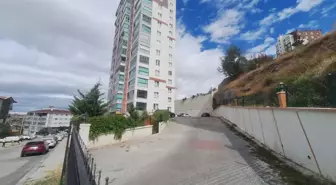 Ankara'da 6 Yaşındaki Çocuk Apartmandan Düştü