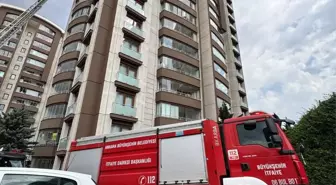 Keçiören'de Apartman Yangını: Anne ve Oğlu Hastaneye Kaldırıldı