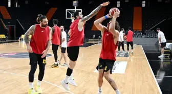 Mersin Spor, Anadolu Efes Maçı Hazırlıklarını Sürdürüyor