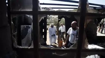Filistinli Aile Evinin Kundaklanmasını Anlattı